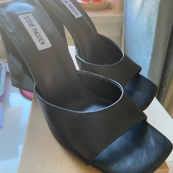 Steve Madden Heels! Size 10! Black! New style heels! Good leather! - Picture 3 of 6
